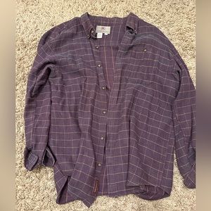 The territory ahead purple textured button down size: xl